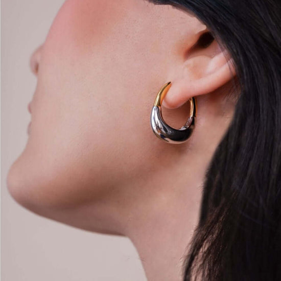 Minimal Triple Claw Ring