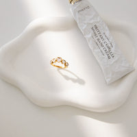 Gold Bezel Heart Curve Ring