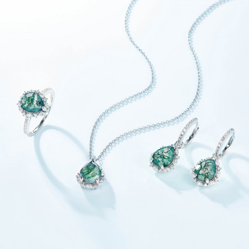 Nature Inspired Moss Agate Pendant Necklace