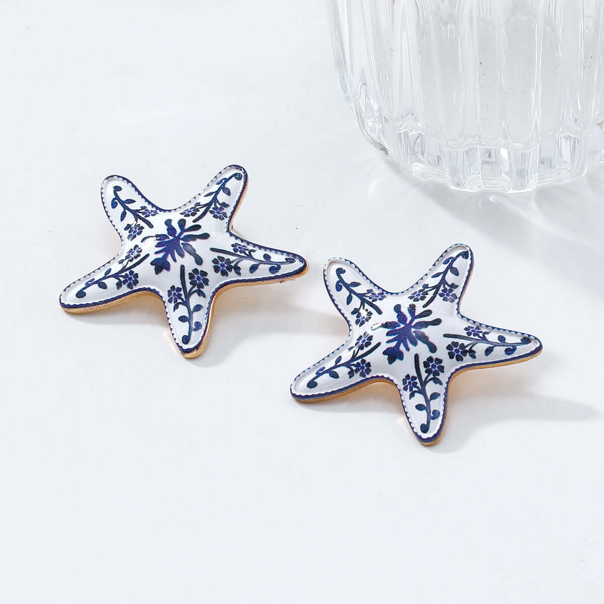 Minimal Triple Claw Ring