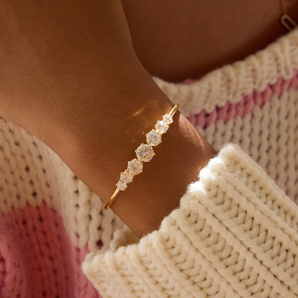 Zircon Heart Open Cuff Bangle Bracelet