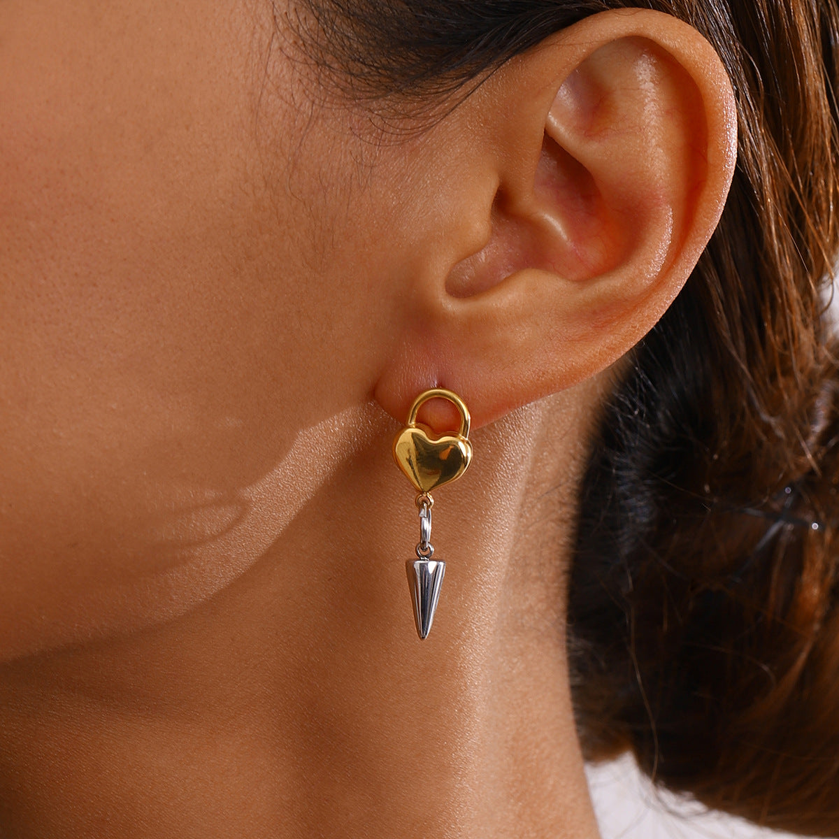 Asymmetric Heart Cone Chain Drop Earrings