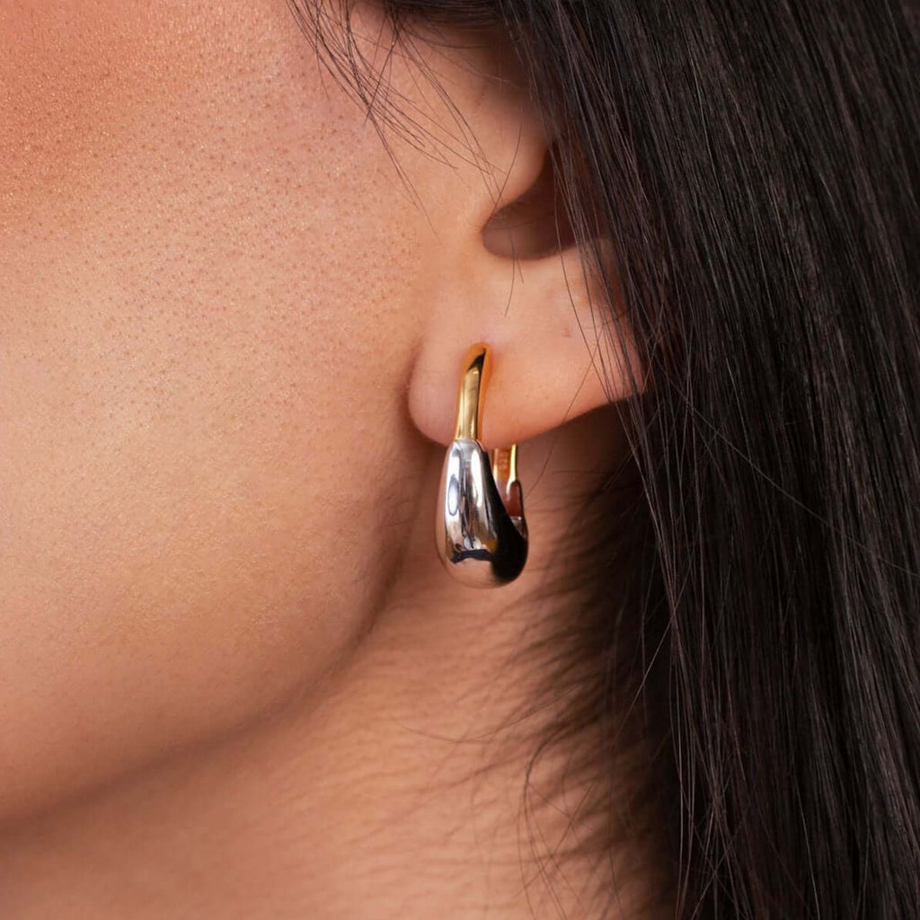 Minimal Triple Claw Ring