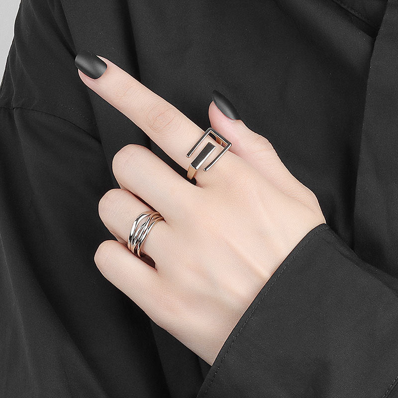 Korean Style E Shaped Open Maze Ring