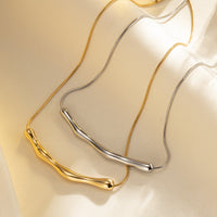 Irregular Curved Bar Versatile Herringbone Chain Necklace