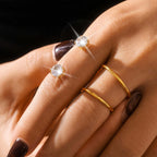 Solitaire Two Fingers Spiral Ring Gold