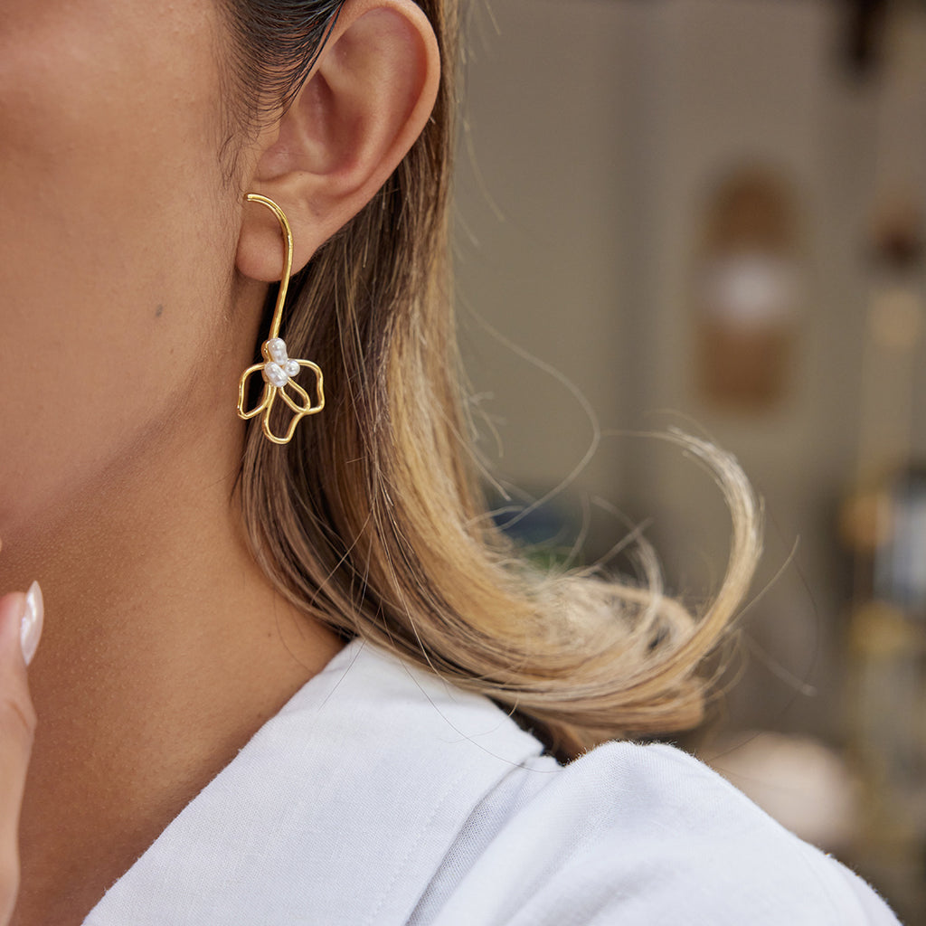 Pearl Lily Flower Linear Long Earrings