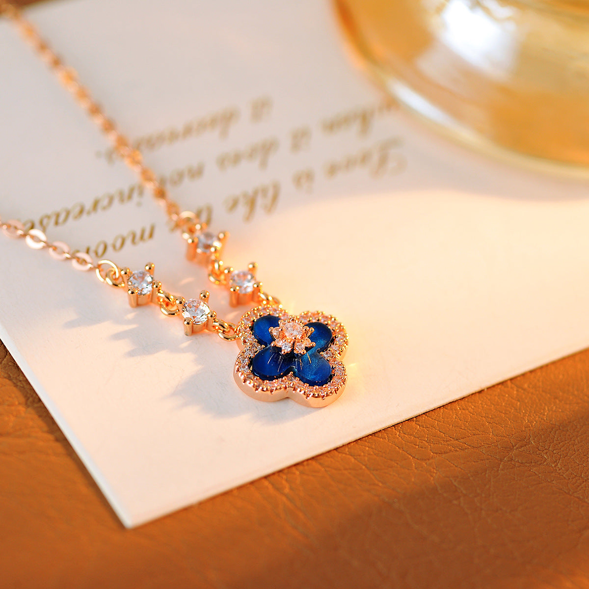 Conch Shell Clover Necklace