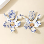 Minimal Triple Claw Ring