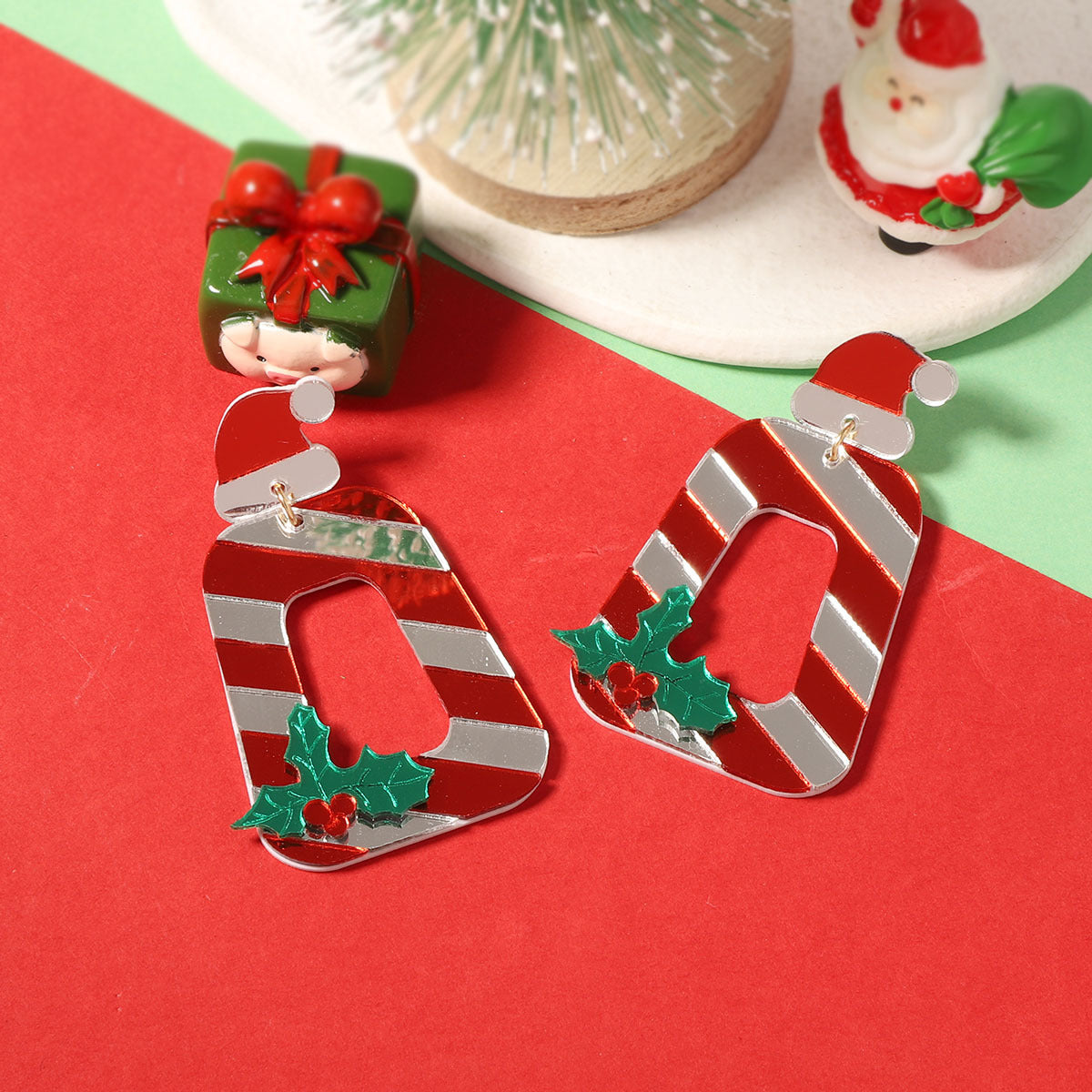 Jingle Bell Lightweight Holiday Earring