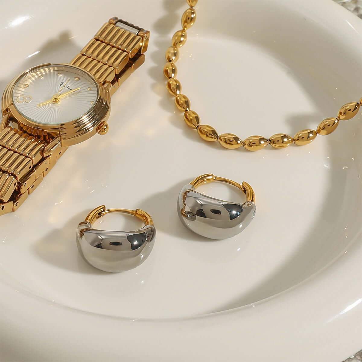 Minimal Triple Claw Ring