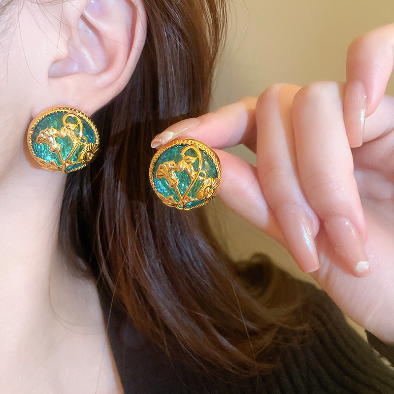 Vintage Gold Flower Circle Rococo Stud Earrings