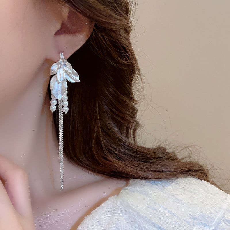 Ivory Pearl Leaf Link Chain Drop Earring