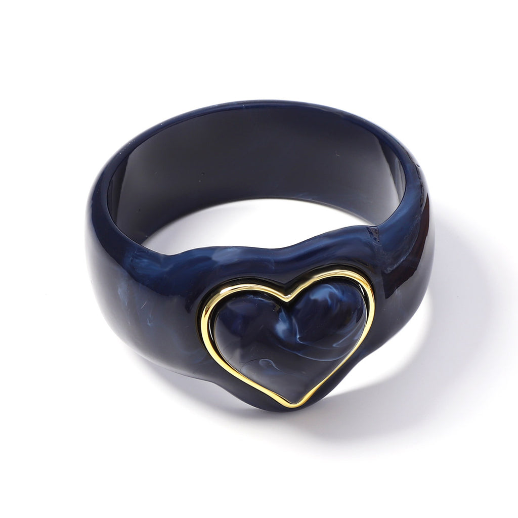 Sweetheart Chunky Resin Heart Bangle