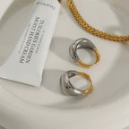 Minimal Triple Claw Ring