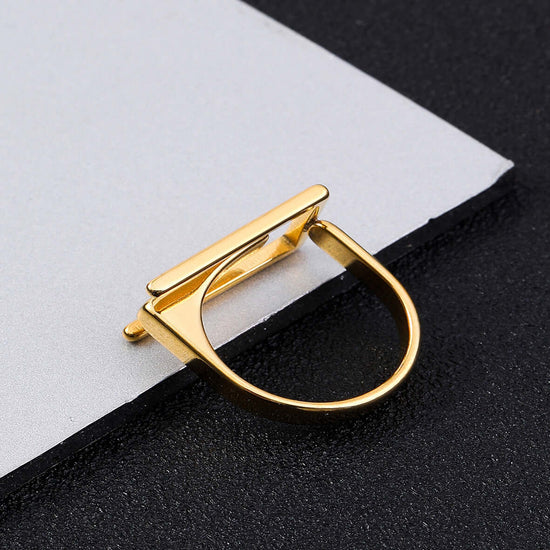Korean Style E Shaped Open Maze Ring