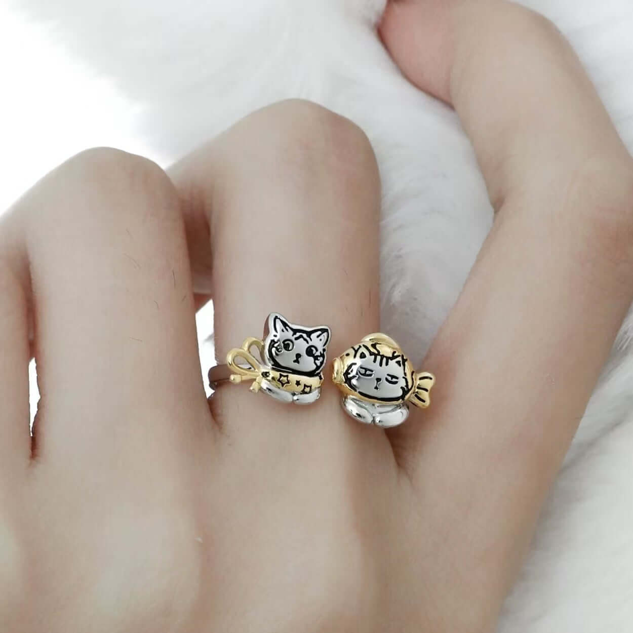 Fish Cat with Scarf Index Open Ring