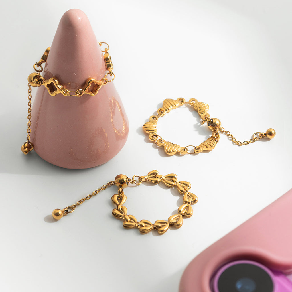 Unique Solid Heart Chain Ring