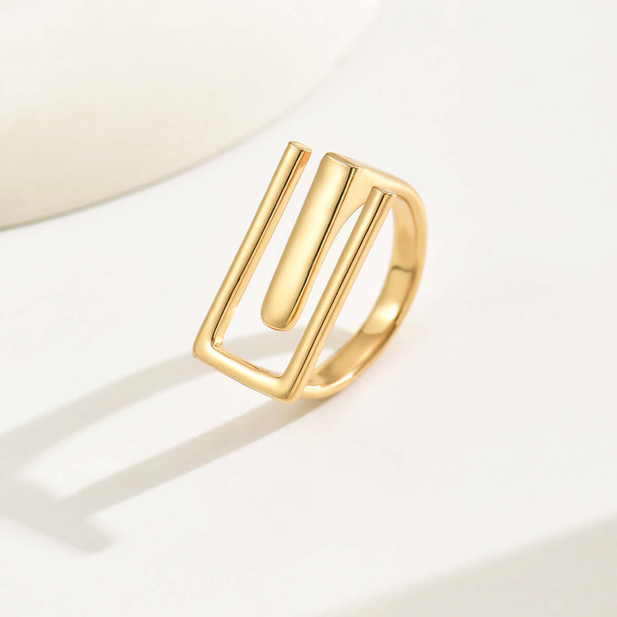 Korean Style E Shaped Open Maze Ring