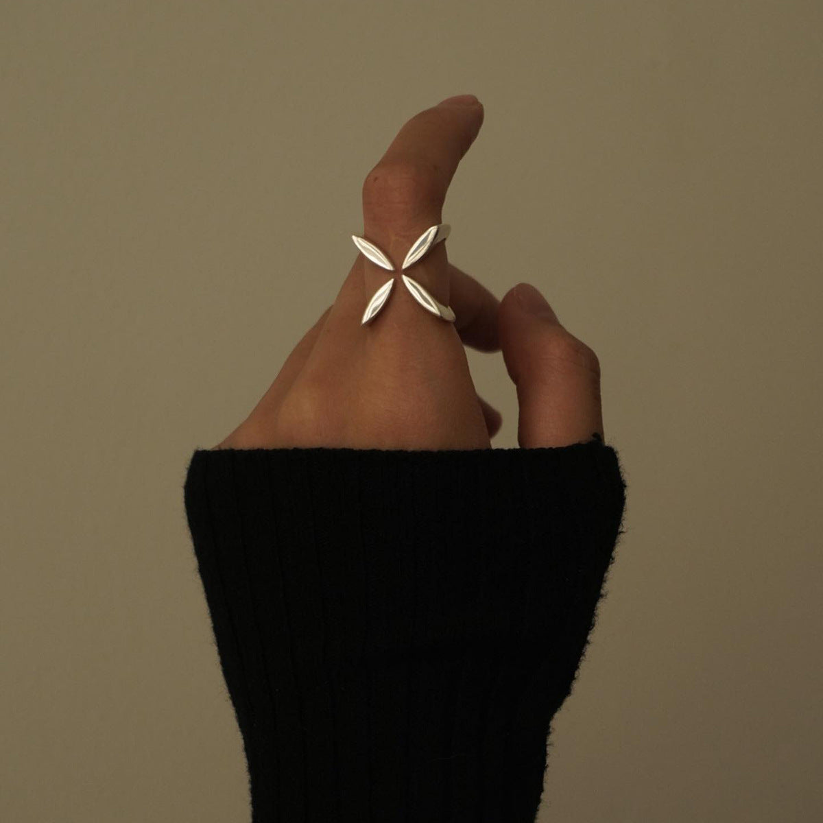 Unique Cross Open Cube Ring