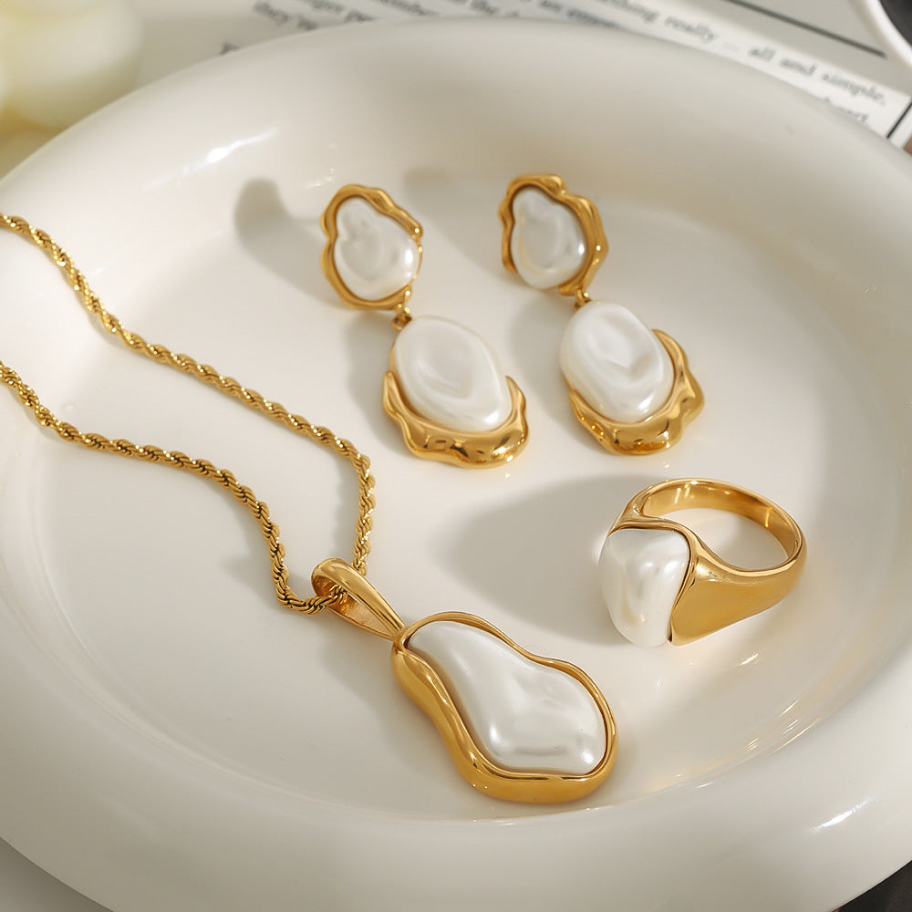 Irregular Peanut Pearl Drop Necklace