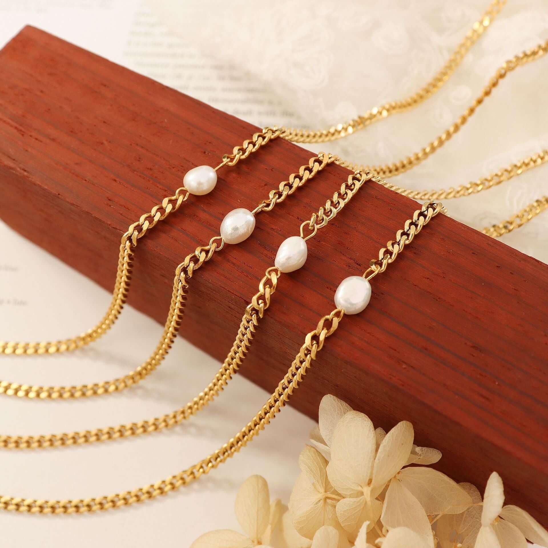 Freshwater Pearl Gold Chain Necklace