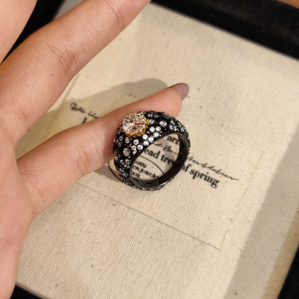 Vintage Black Gold Statement Cocktail Ring