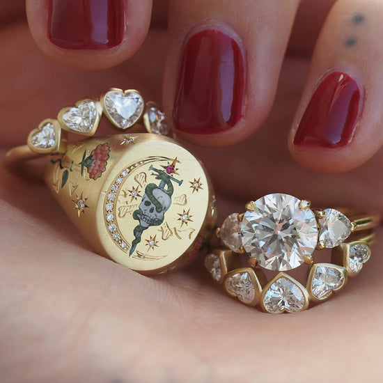 Gold Bezel Heart Curve Ring