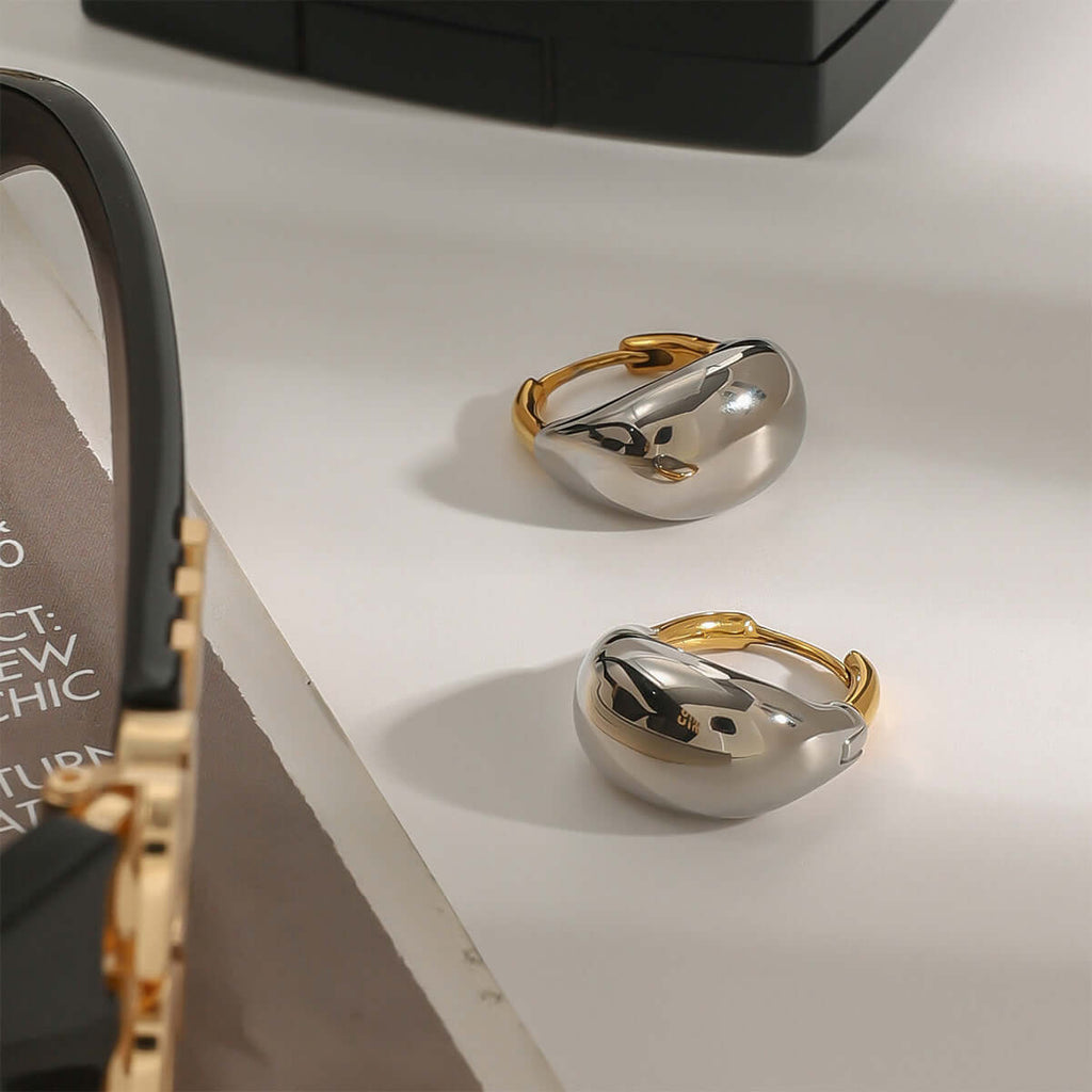 Minimal Triple Claw Ring