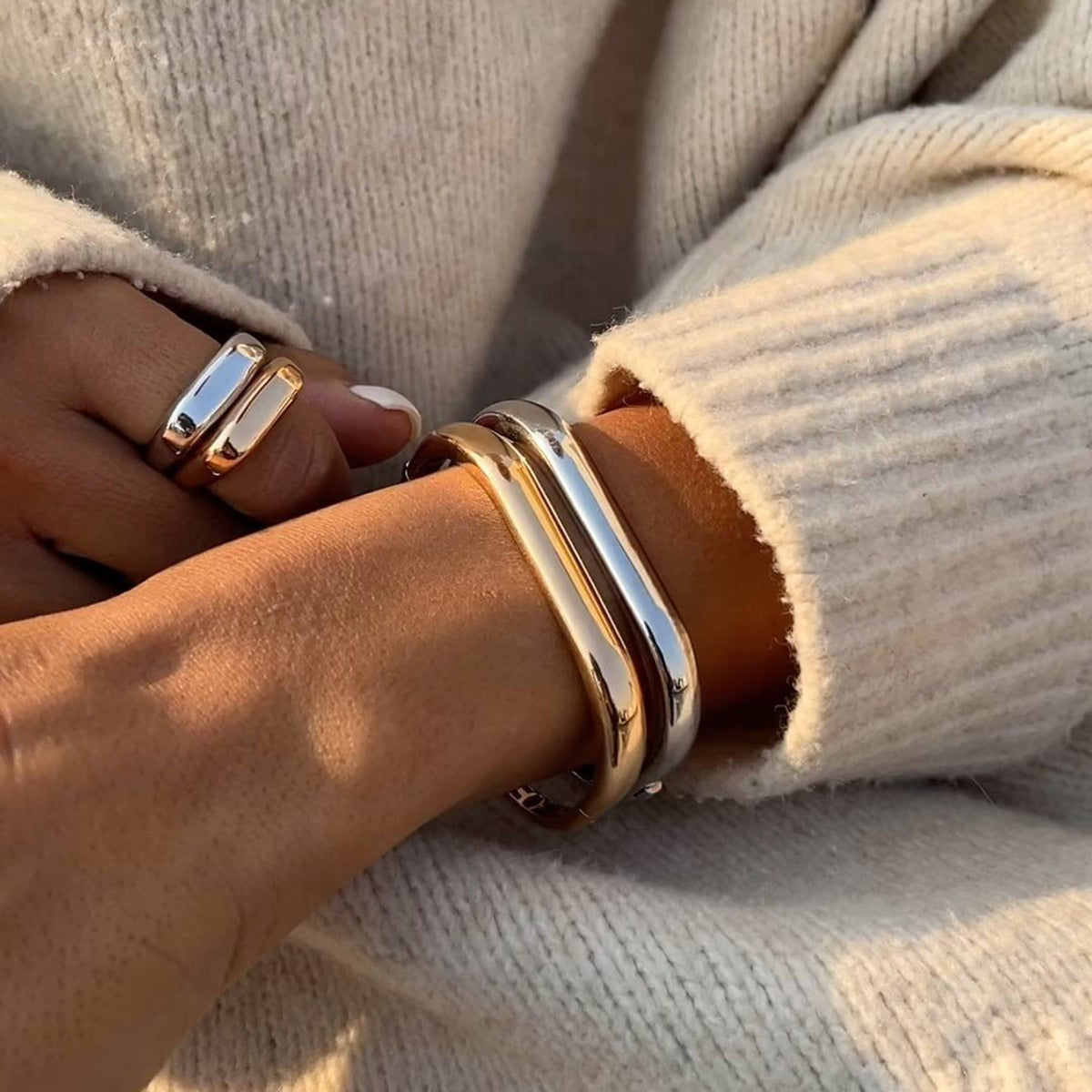 Minimal Square Plain Buckle Bangle Bracelet 