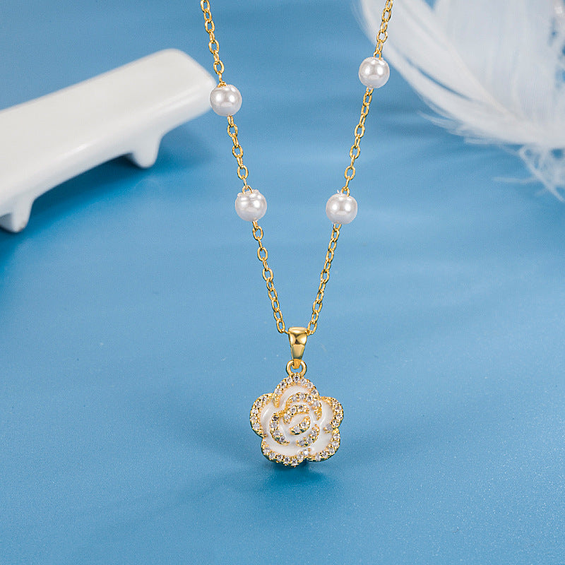 Classic Pearl Flower Pendant Chain Necklace