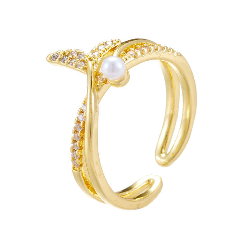 Petite Mermaid Tail Pearl Split Ring