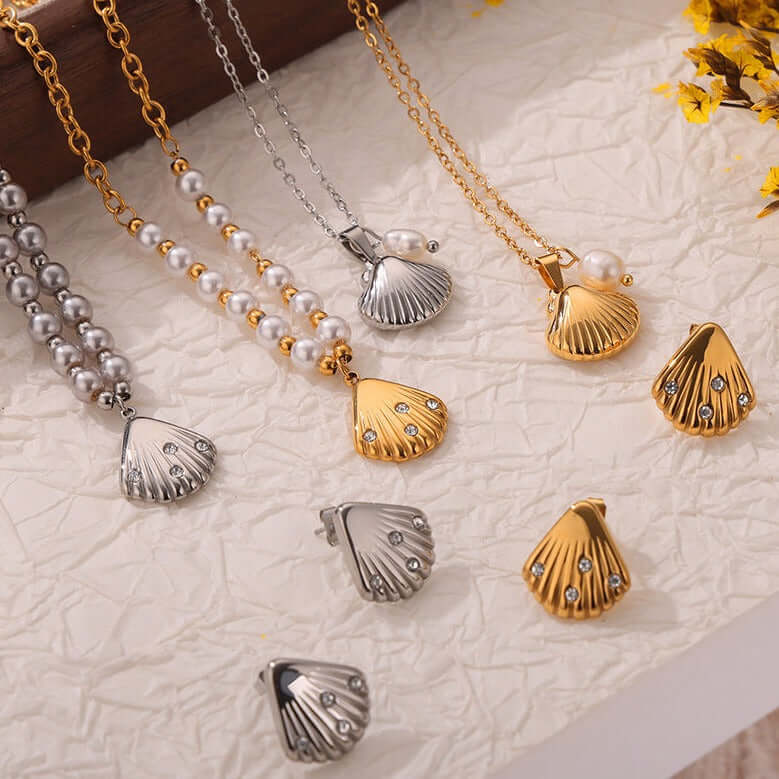 18K Freshwater Pearl Seashell Pendant Earrings Set