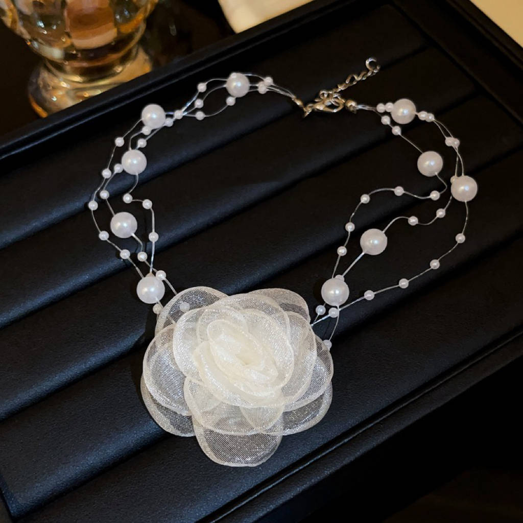 Pearl White Flower Suede Necklac