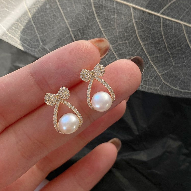 Polished Pearl Crystal Ribbon Earrings