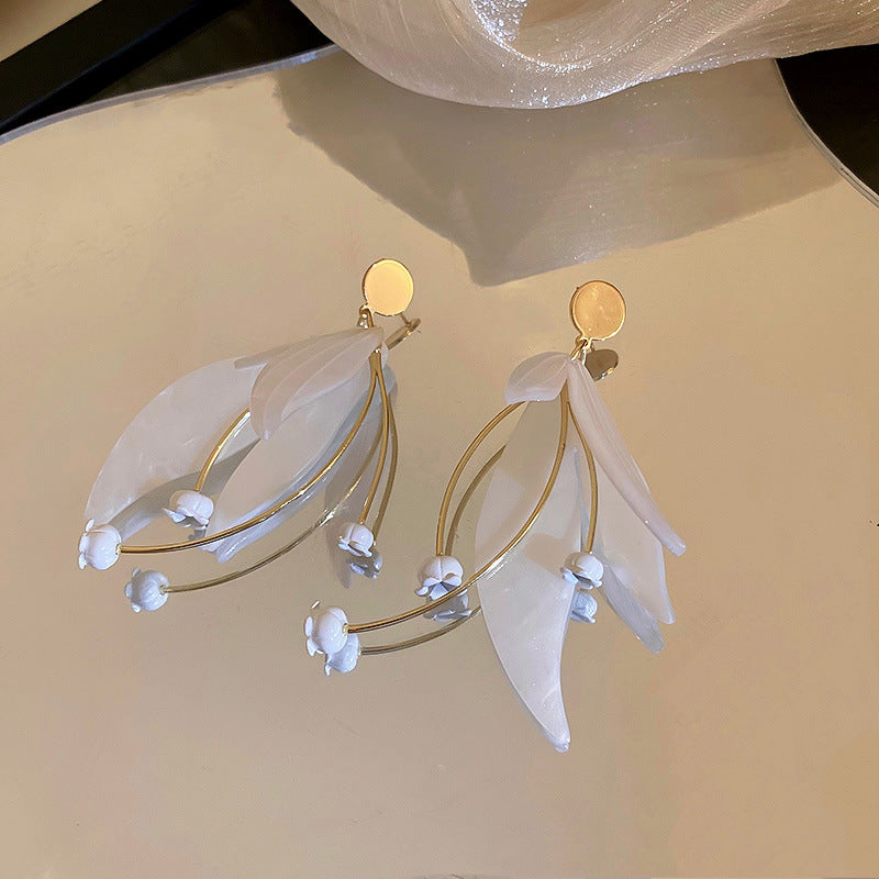 Refined Flower Petal Drop Earrings