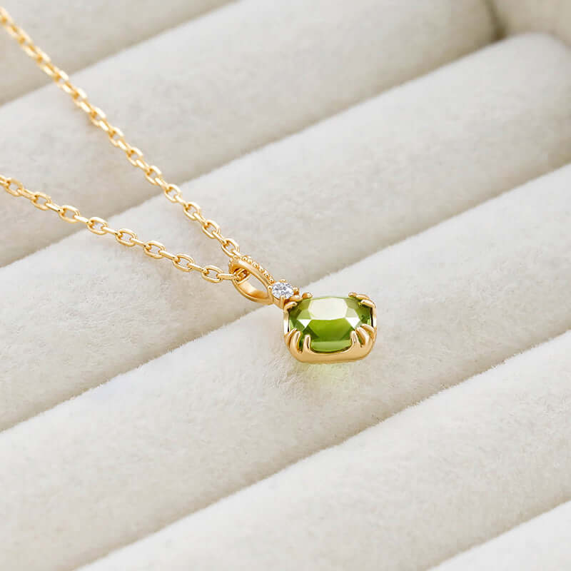 Leo Peridot Pendant Necklace Gift 