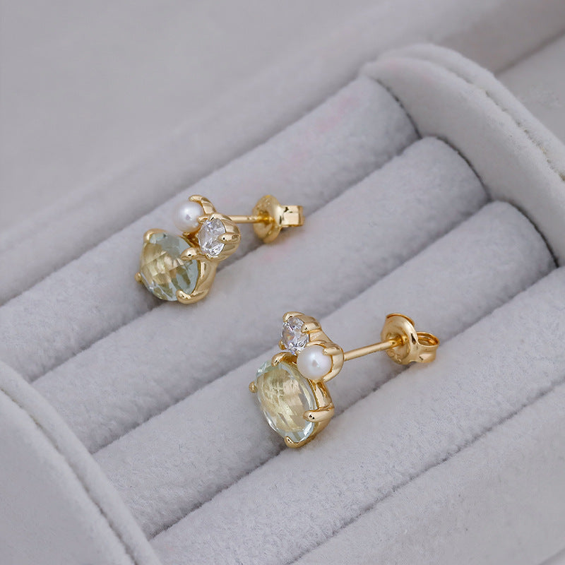 Dainty Green Amethyst Stud Earrings with Pearl