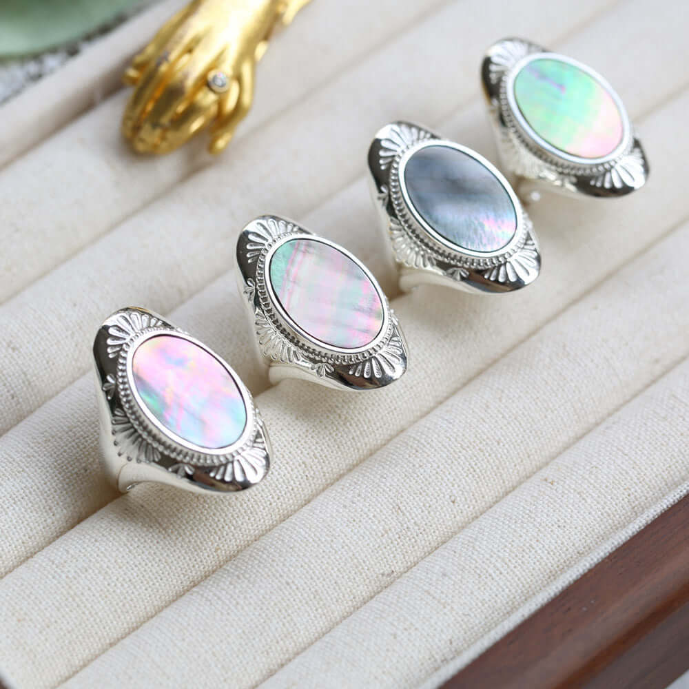 Retro Paua Abalone Shell Black Mother of Pearl Avon Ring