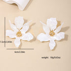 Minimal Triple Claw Ring