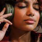 18G Hypoallergenic 5 Pave CZ Septum Clicker