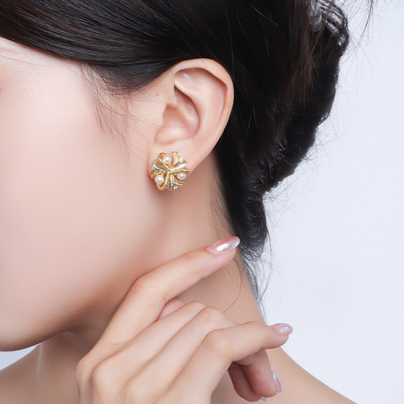 Vintage Geometric Pearl Earrings