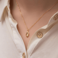 Vintage Peridot Green Gem Necklace