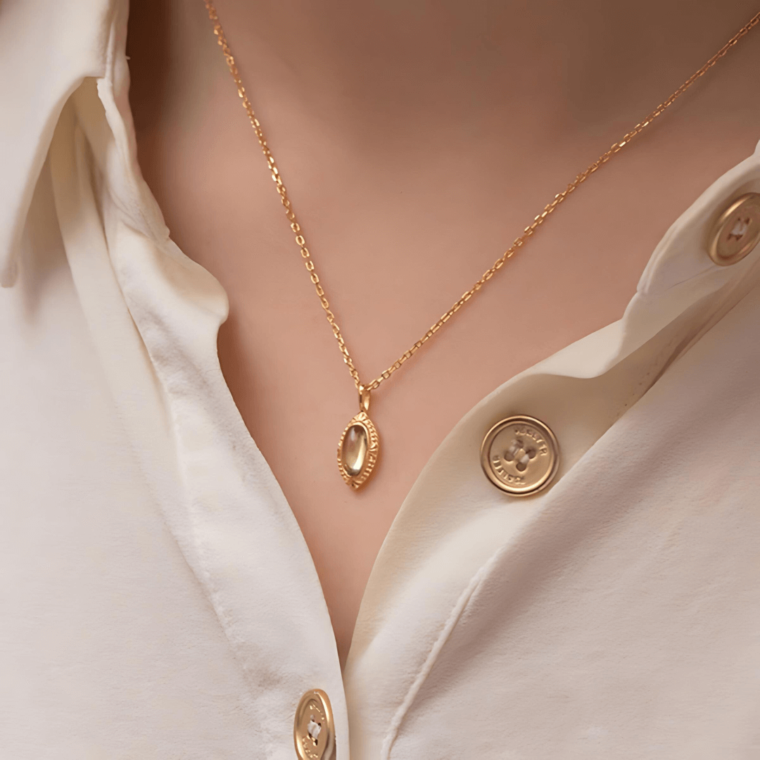 Vintage Peridot Green Gem Necklace