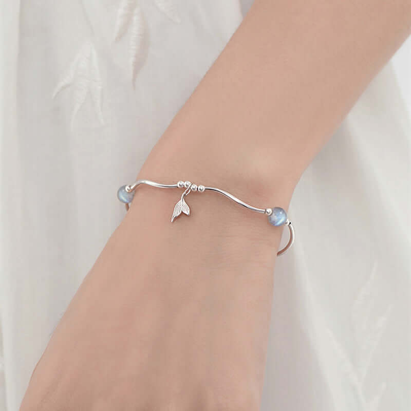 Whale Tail Moonstone Pearl Bracelet