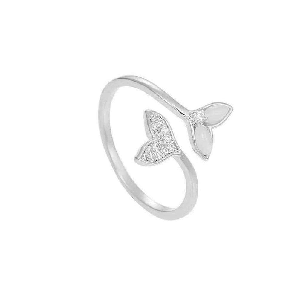 White Gold Cute Whale Tail Split Ring