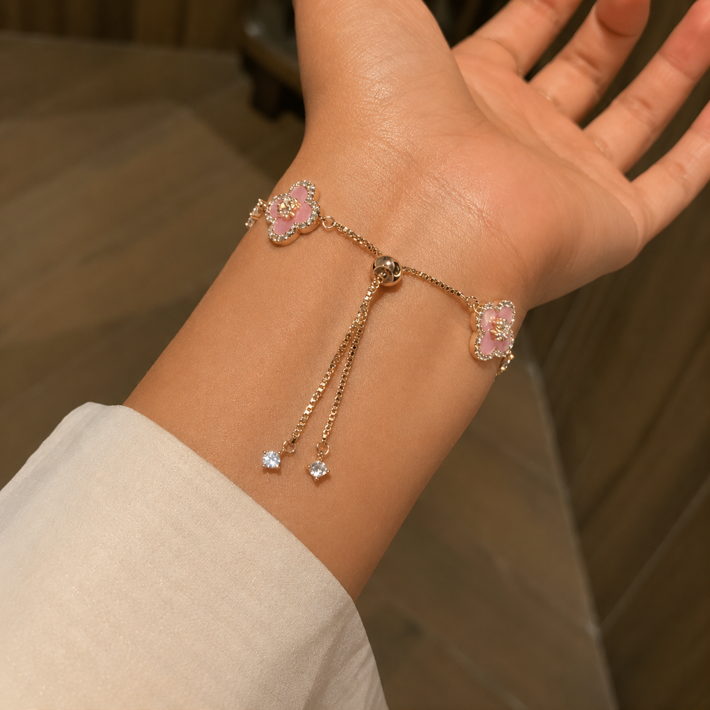 Four Leaf Clover Cleef Bracelet