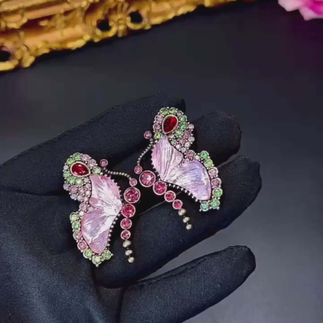 Vintage Rococo Butterfly-themed jewelry 