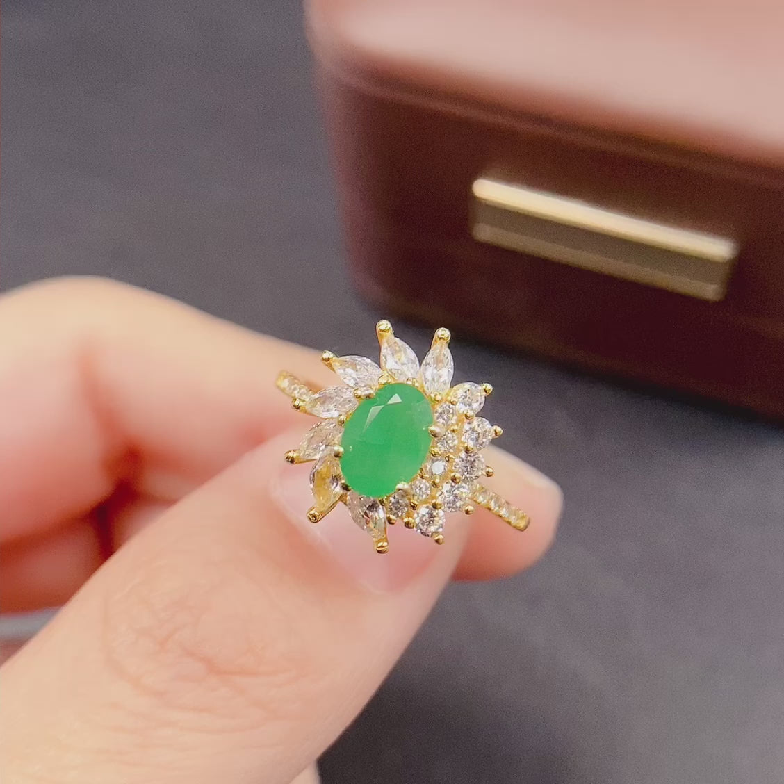 Sun Burst Emerald Ring