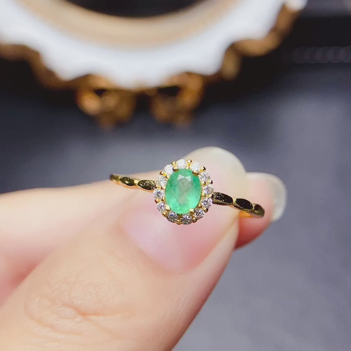 18K Gold Statement Emerald Halo Ring | NS2402